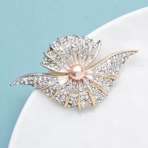 Beautiful Shell Brooch & Pendant With Pearl Accent.
